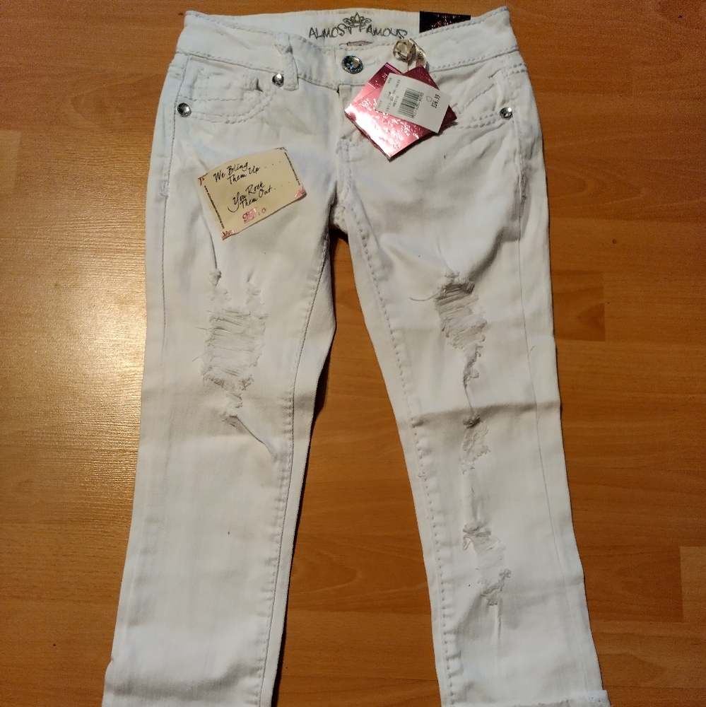 White Crop Distressed Jeans
